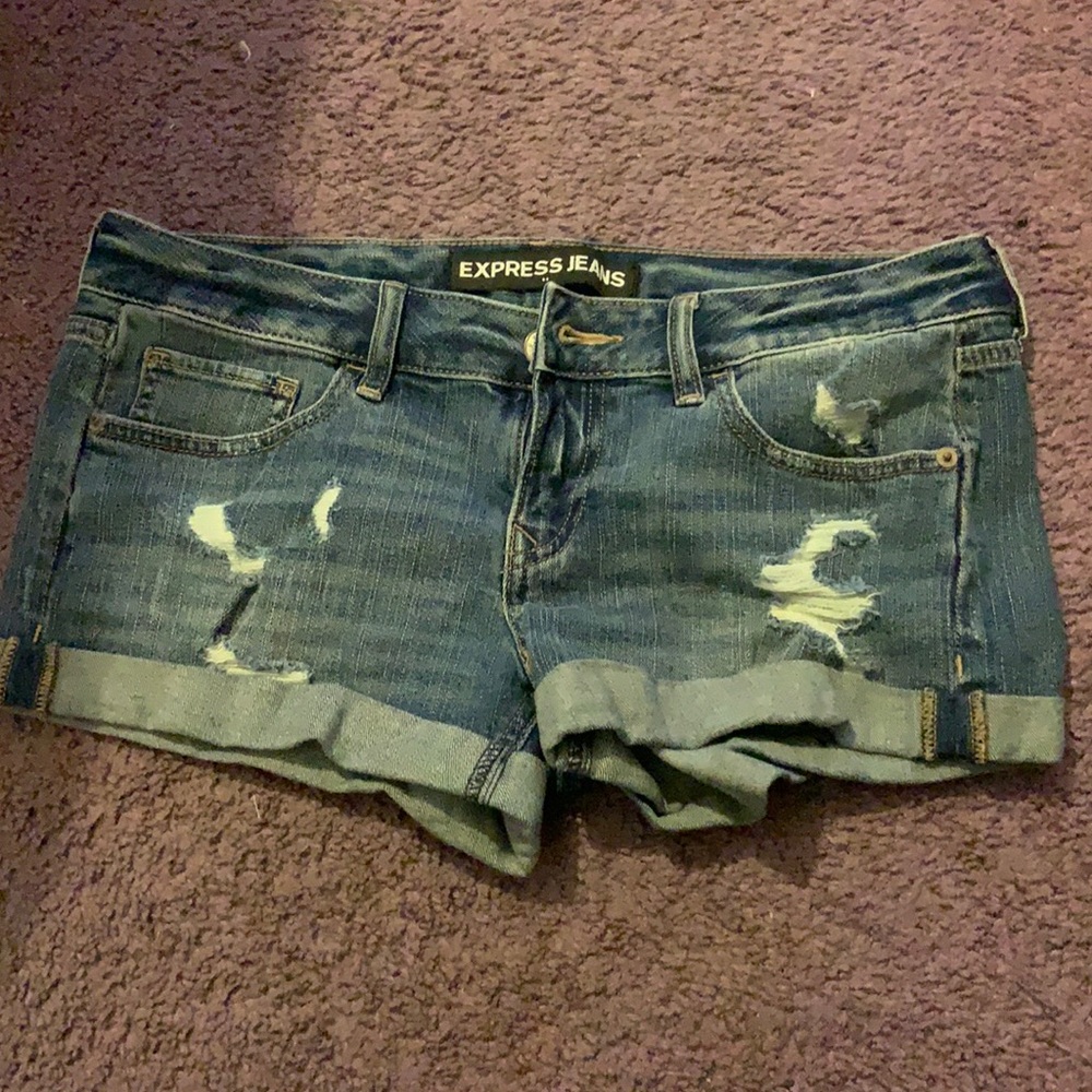 Express Size 6 jean shorts